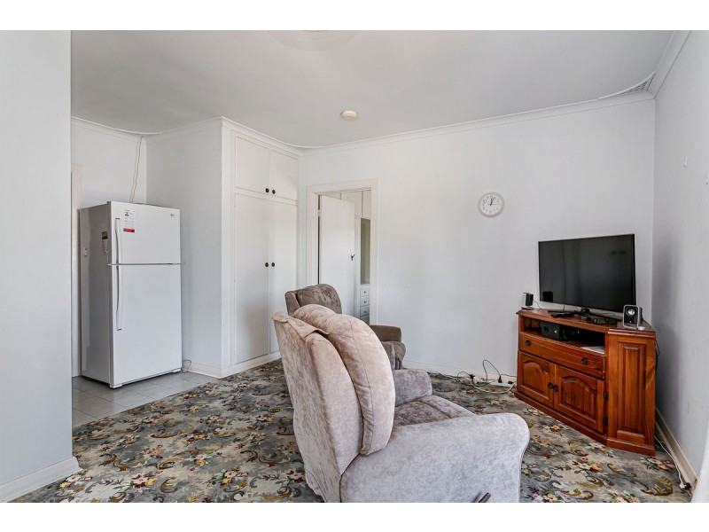 1 Doncaster Avenue, Novar Gardens SA 5040