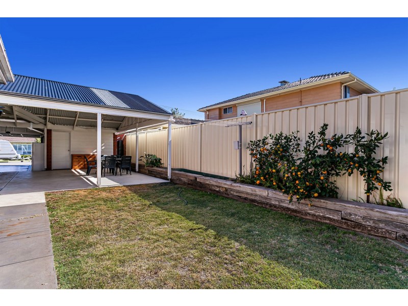 1 Doncaster Avenue, Novar Gardens SA 5040