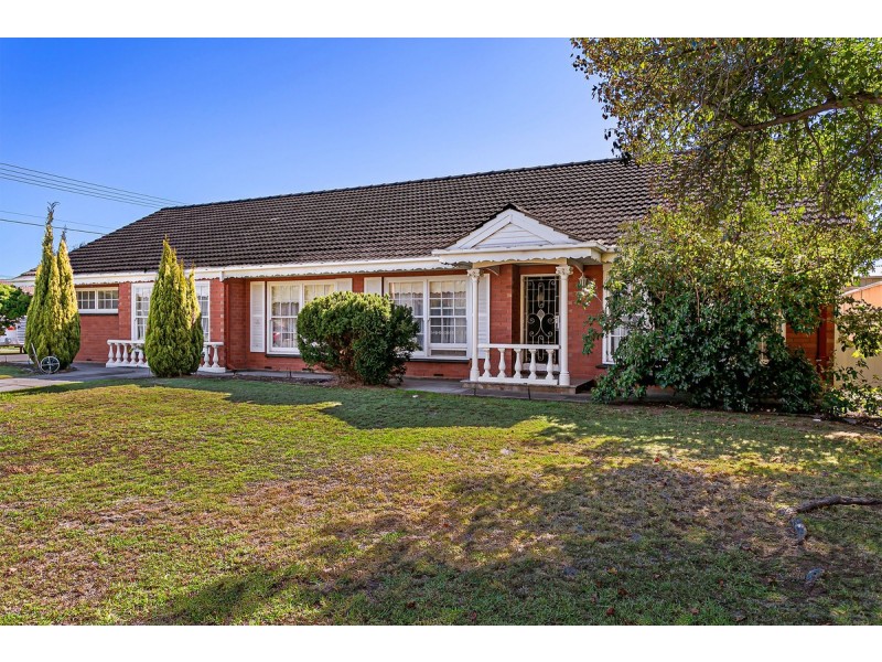 1 Doncaster Avenue, Novar Gardens SA 5040