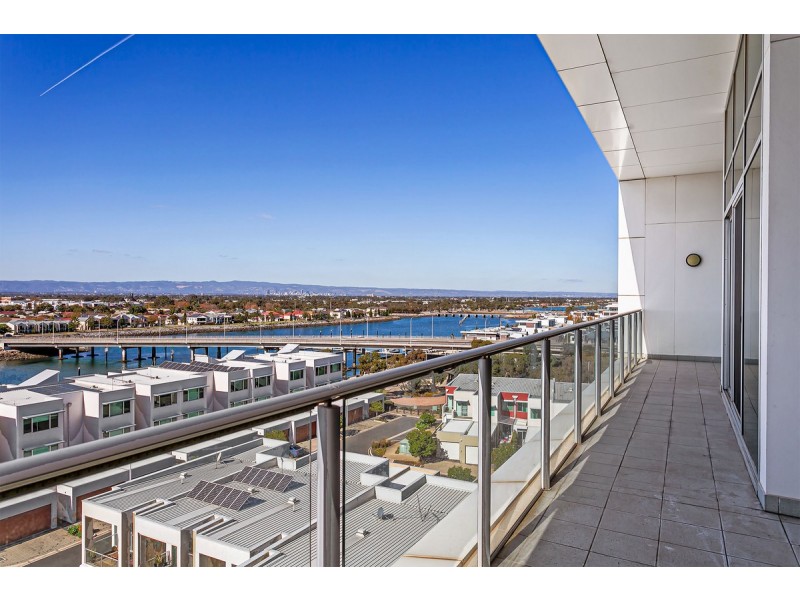 703/1-2 Tarni Court, New Port SA 5015