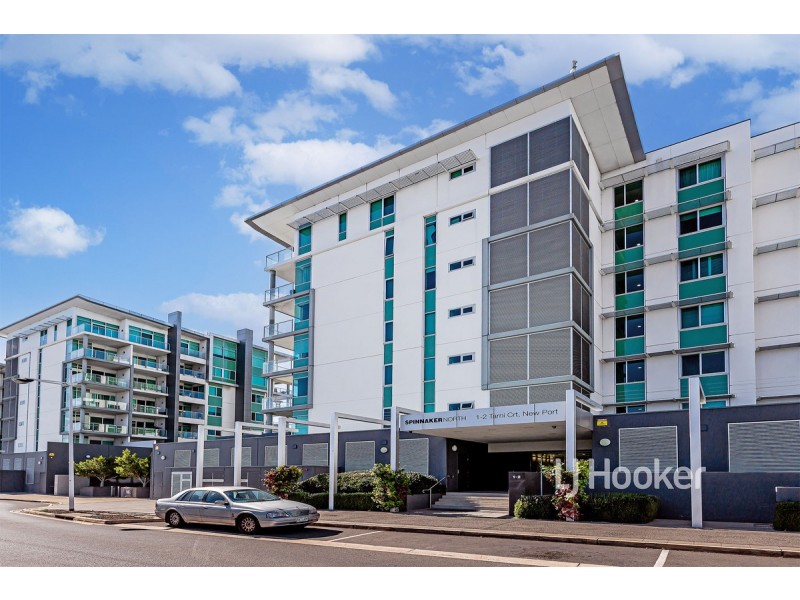 703/1-2 Tarni Court, New Port SA 5015
