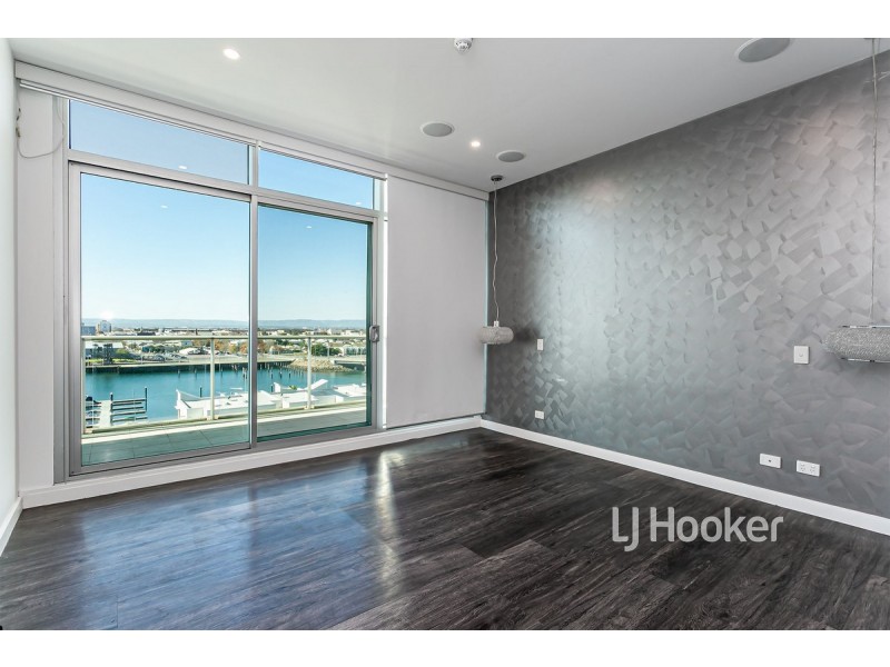 703/1-2 Tarni Court, New Port SA 5015