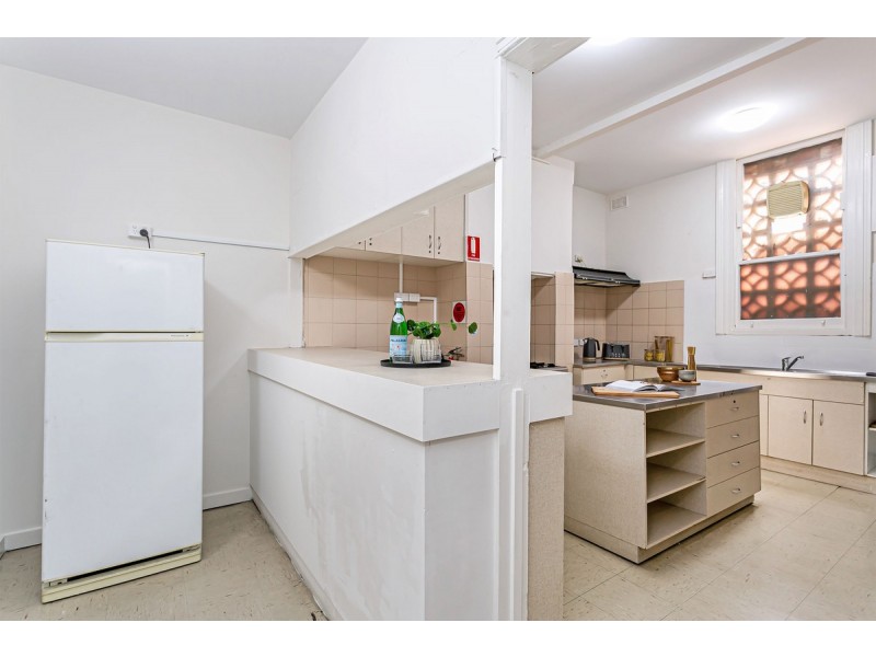 4/13 Hutt Street, Adelaide SA 5000