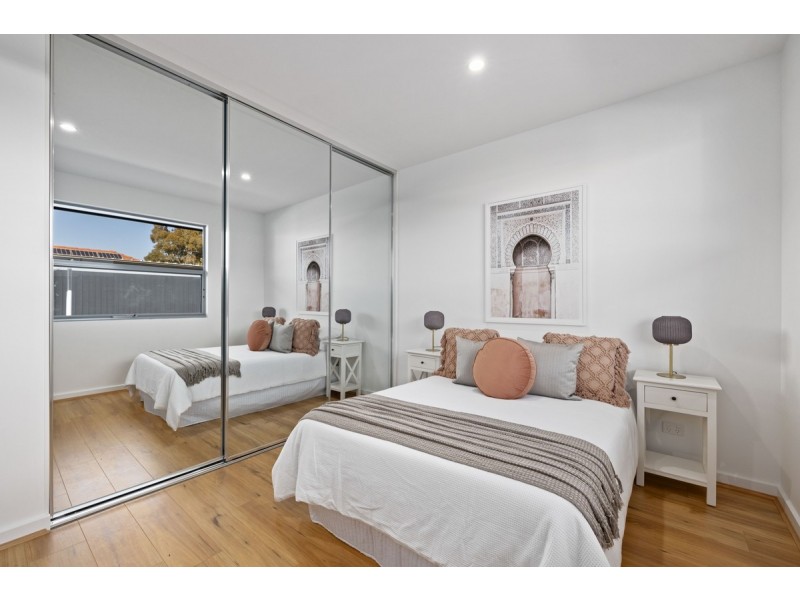 5 John Street, Flinders Park SA 5025