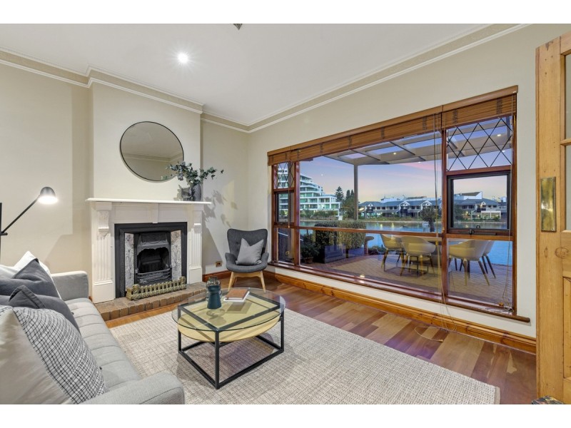 21 Martin Court, West Lakes SA 5021