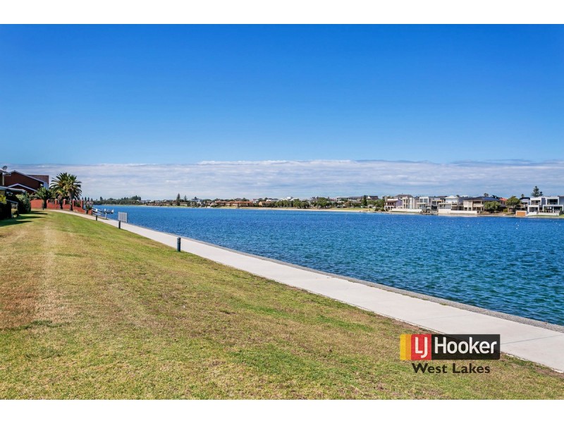 85 Brebner Drive, West Lakes SA 5021