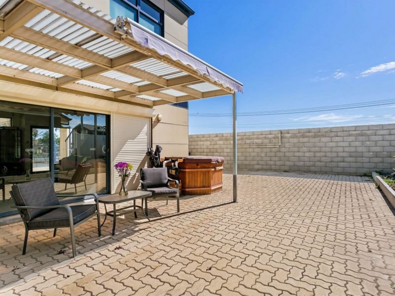 38 St Johns Street, Ottoway SA 5013