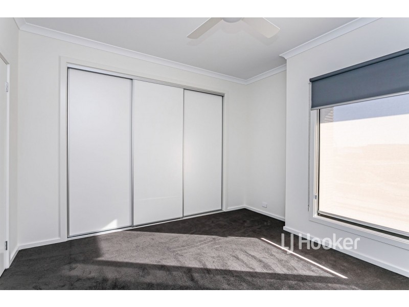 111 Troubridge Drive, West Lakes SA 5021