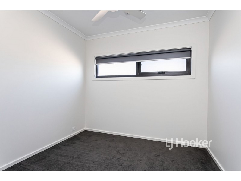 111 Troubridge Drive, West Lakes SA 5021