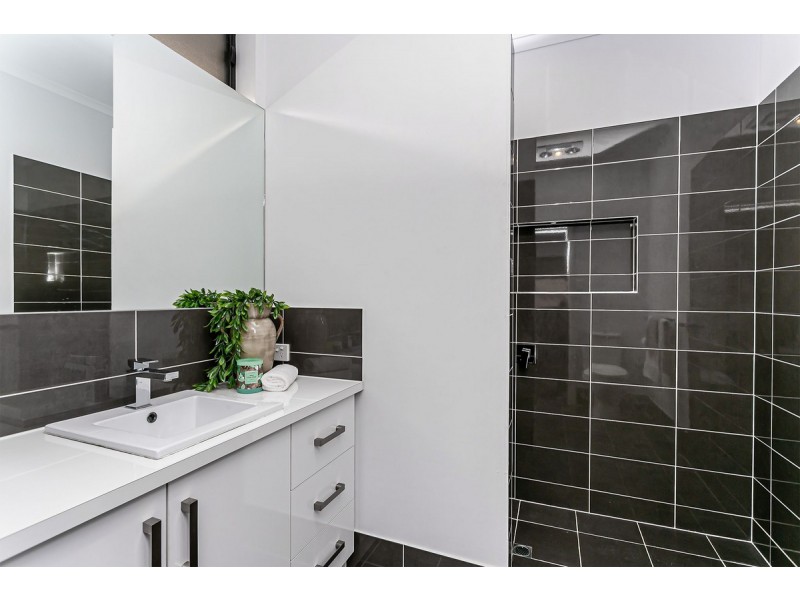 87a Maple Avenue, Royal Park SA 5014