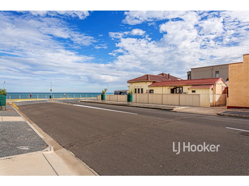 3/6 Seaview Road, West Beach SA 5024