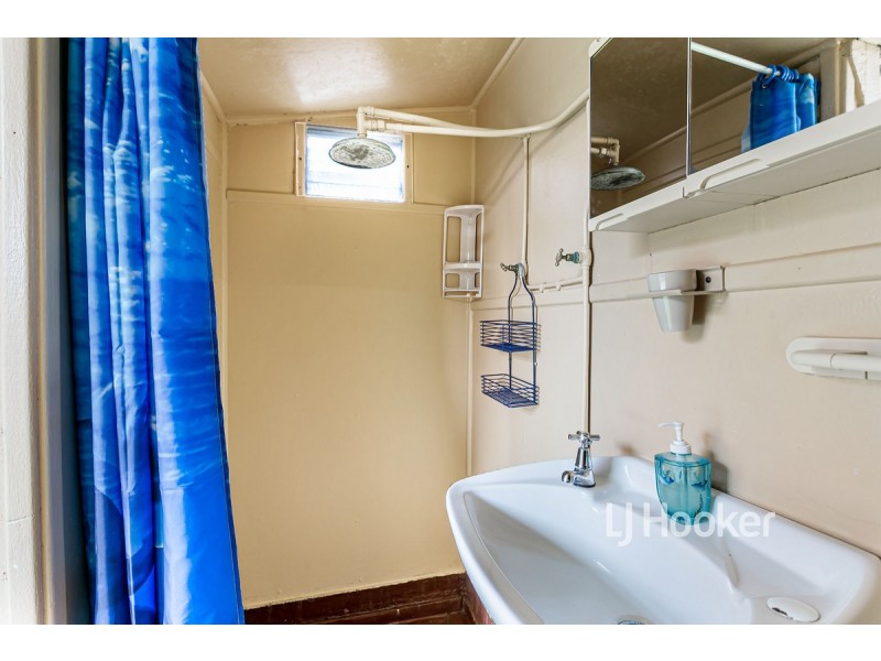 3/6 Seaview Road, West Beach SA 5024