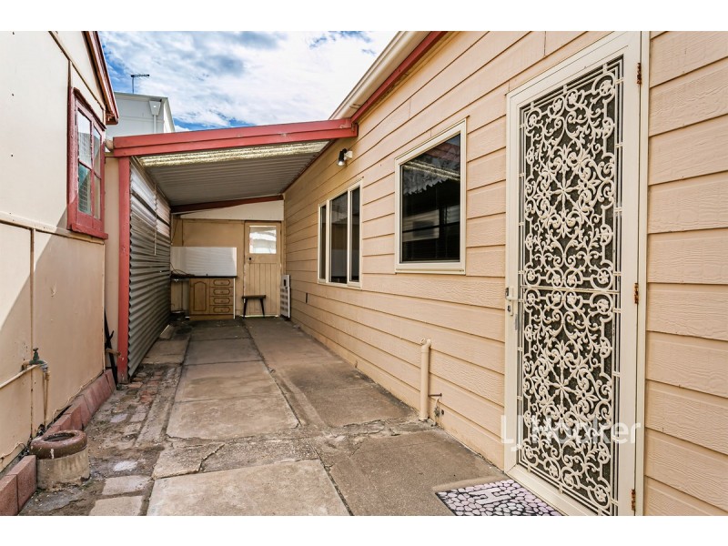 3/6 Seaview Road, West Beach SA 5024