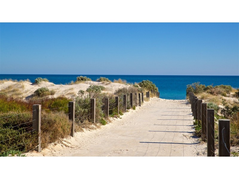 107 Military Road, Tennyson SA 5022