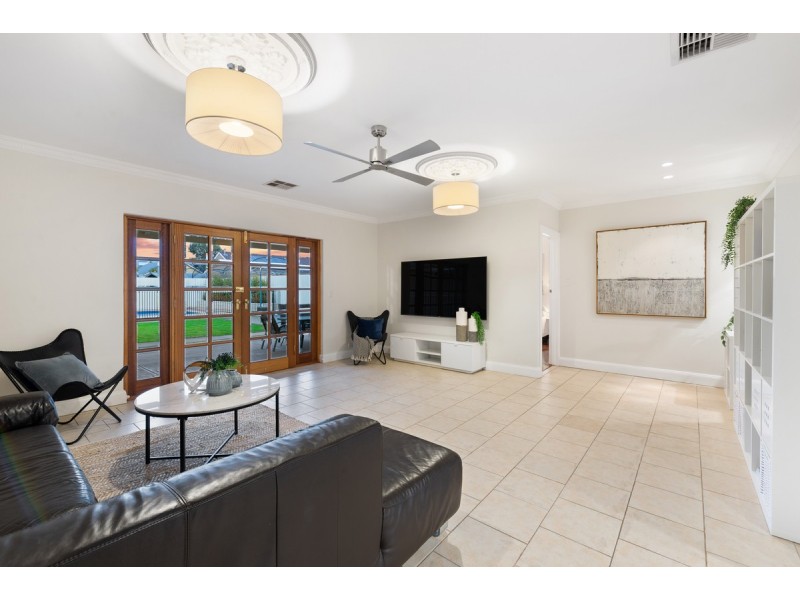 26 Whimpress Avenue, Findon SA 5023