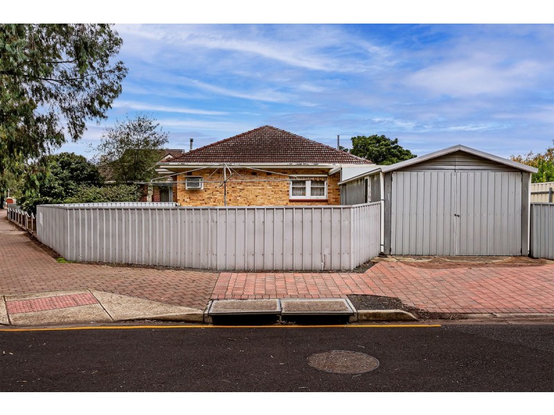 16a Aroha Terrace, Black Forest SA 5035