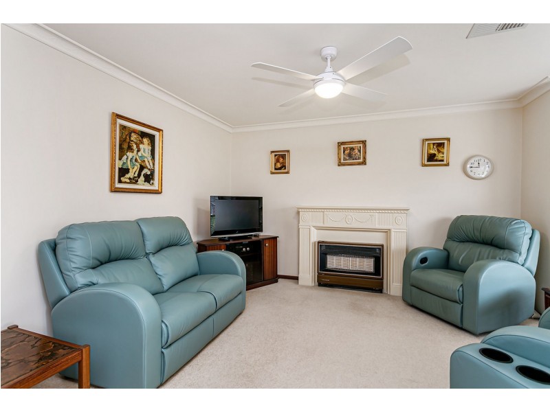 2/9 Hansen Court, West Lakes Shore SA 5020