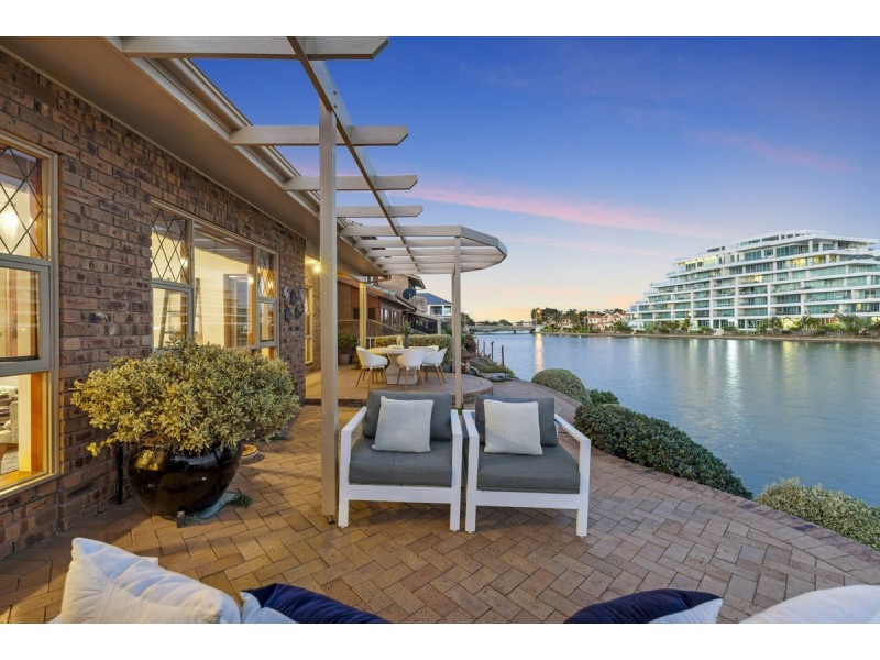 21 Martin Court, West Lakes SA 5021