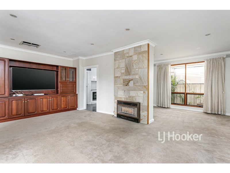 12 Zephyr Grove, Semaphore Park SA 5019