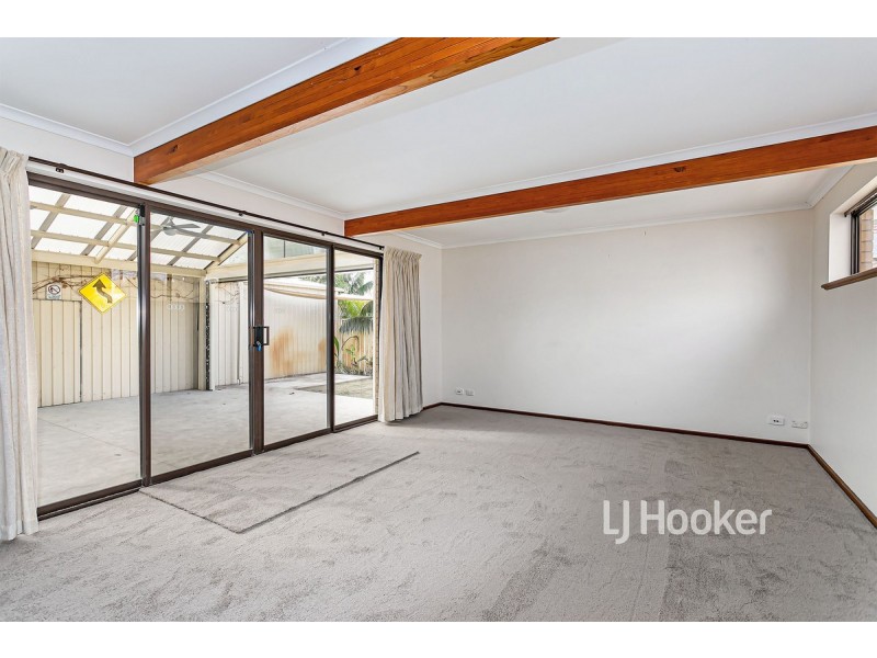 12 Zephyr Grove, Semaphore Park SA 5019