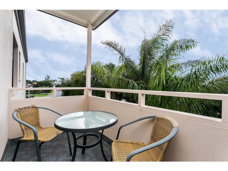 21 Boyd Crescent, West Lakes Shore SA 5020