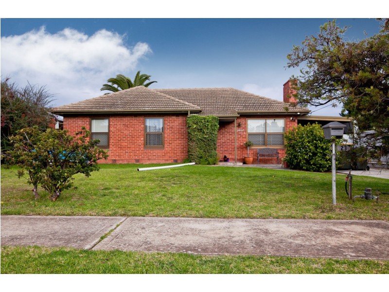 23 Raymond Avenue, Seaton SA 5023