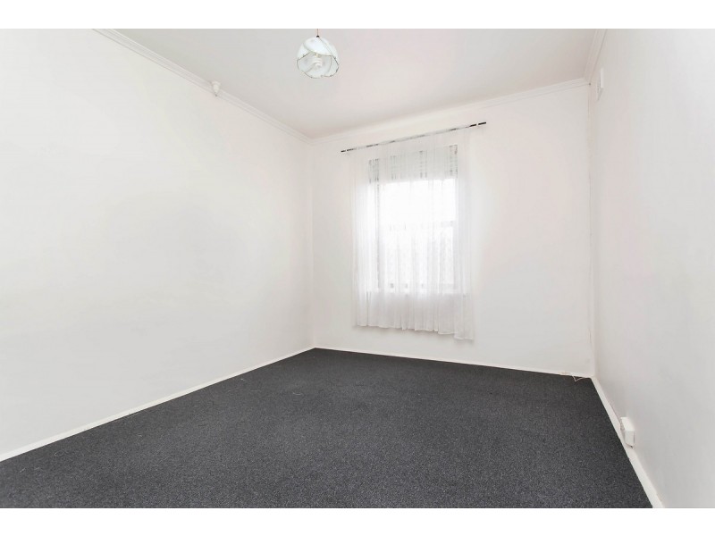 23 Raymond Avenue, Seaton SA 5023