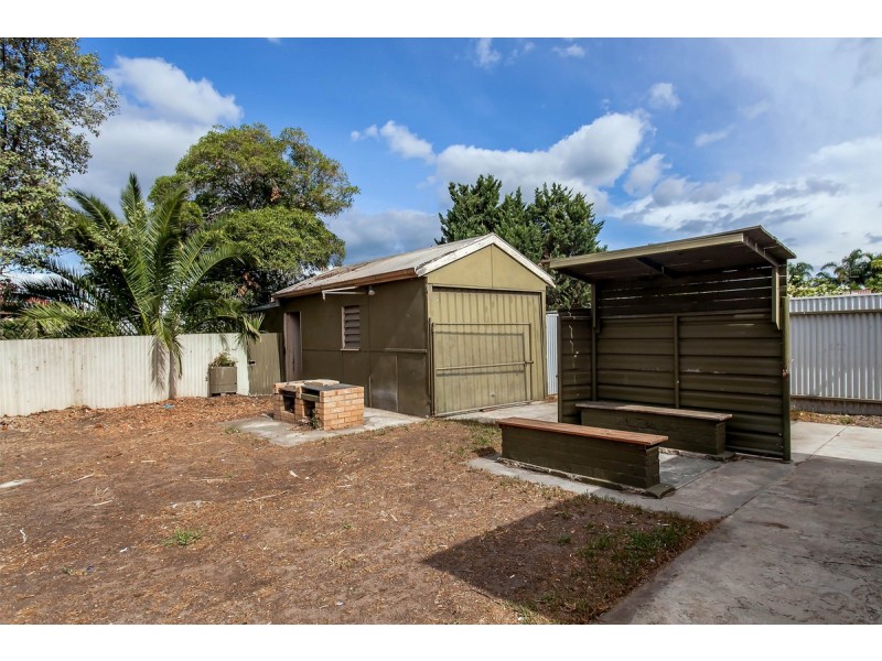 23 Raymond Avenue, Seaton SA 5023
