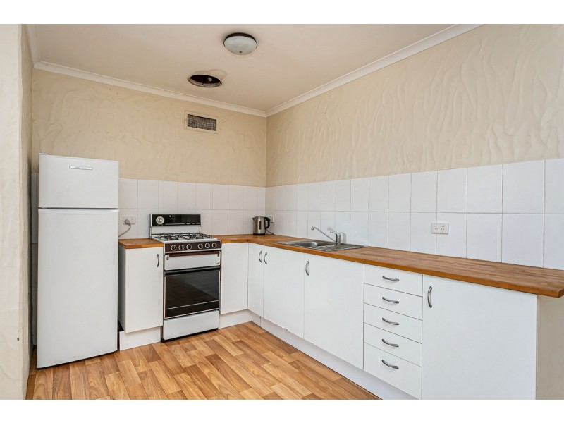 18/21 Sturt Street, Glenelg North SA 5045