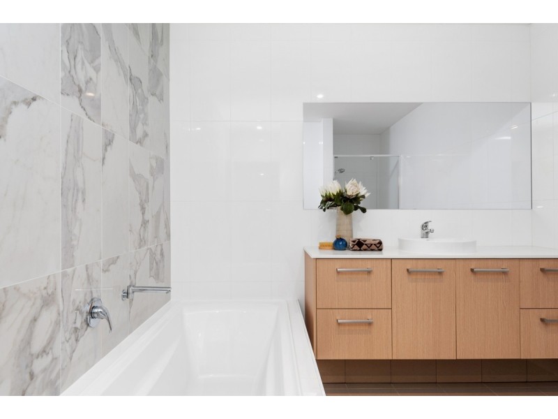 2/150 Tapleys Hill Road, Royal Park SA 5014