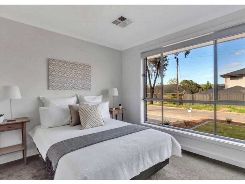 2 Harcourt Terrace, Modbury SA 5092