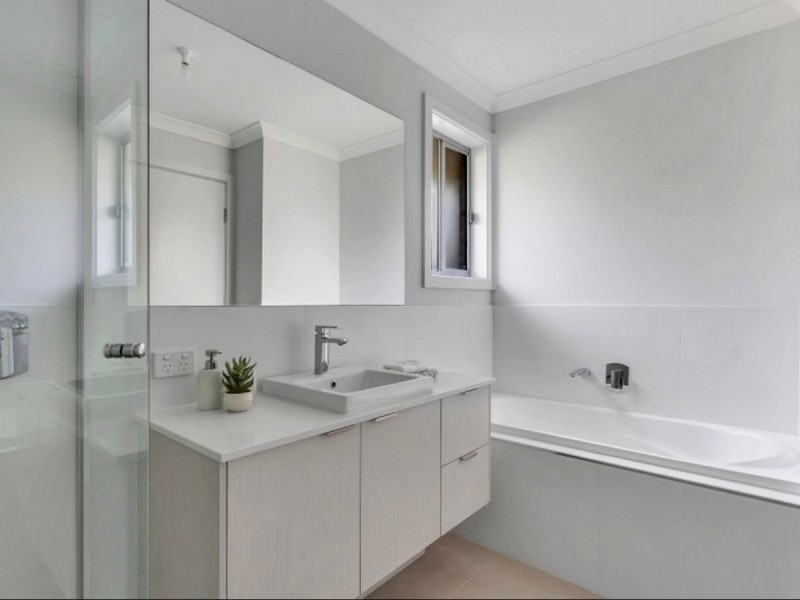 2 Harcourt Terrace, Modbury SA 5092