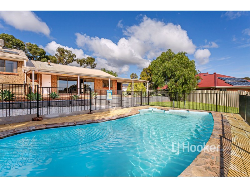 71a Coomurra Drive, Salisbury Heights SA 5109