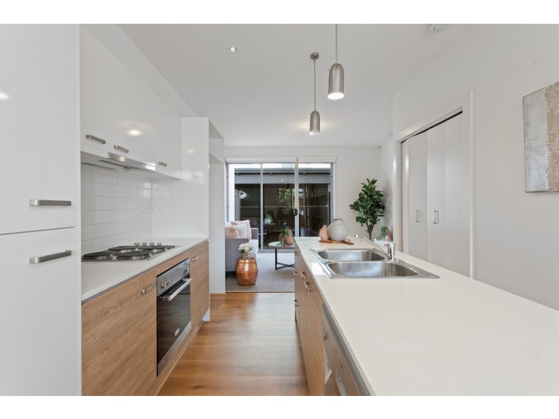 5/7 St Kitts Place, Mawson Lakes SA 5095