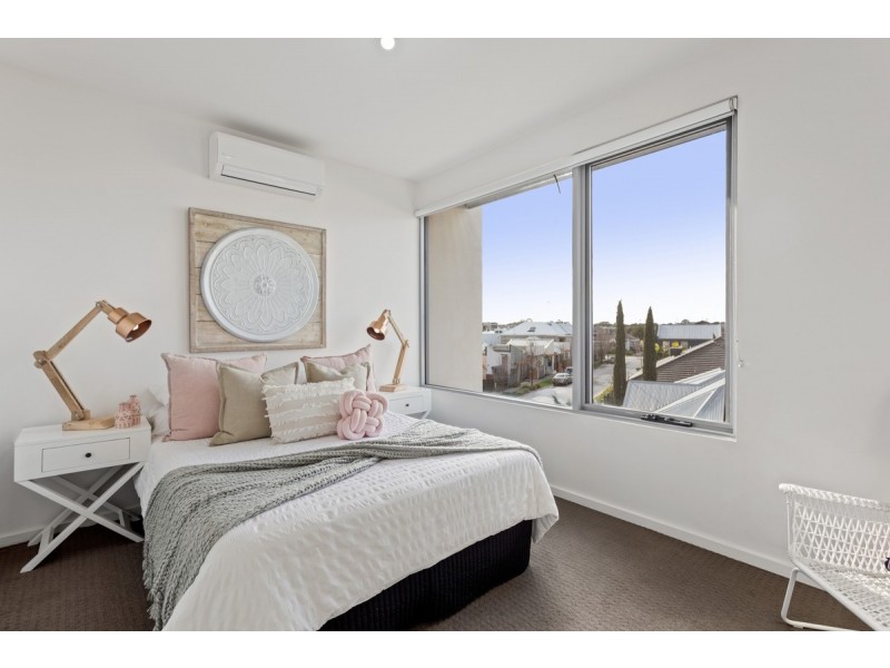 5/7 St Kitts Place, Mawson Lakes SA 5095