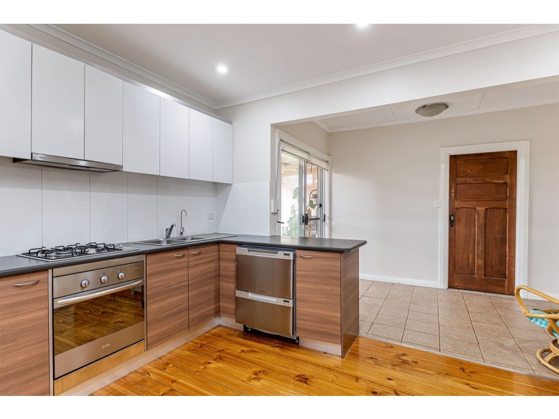 36 Russell Street, Ethelton SA 5015