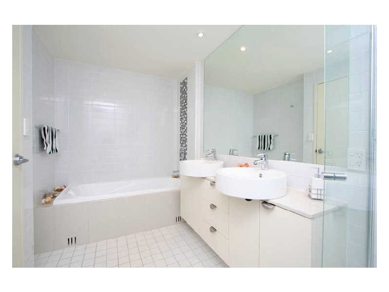602 The Platinum Apartments, Glenelg SA 5045