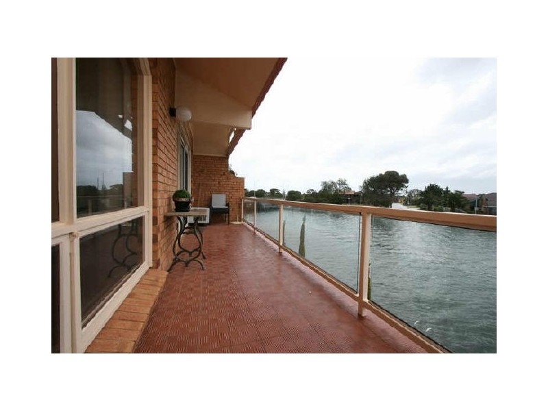 8/10 Sunrise Court, West Lakes SA 5021