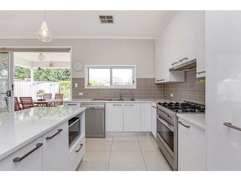 14 Levistone Street, Seaton SA 5023