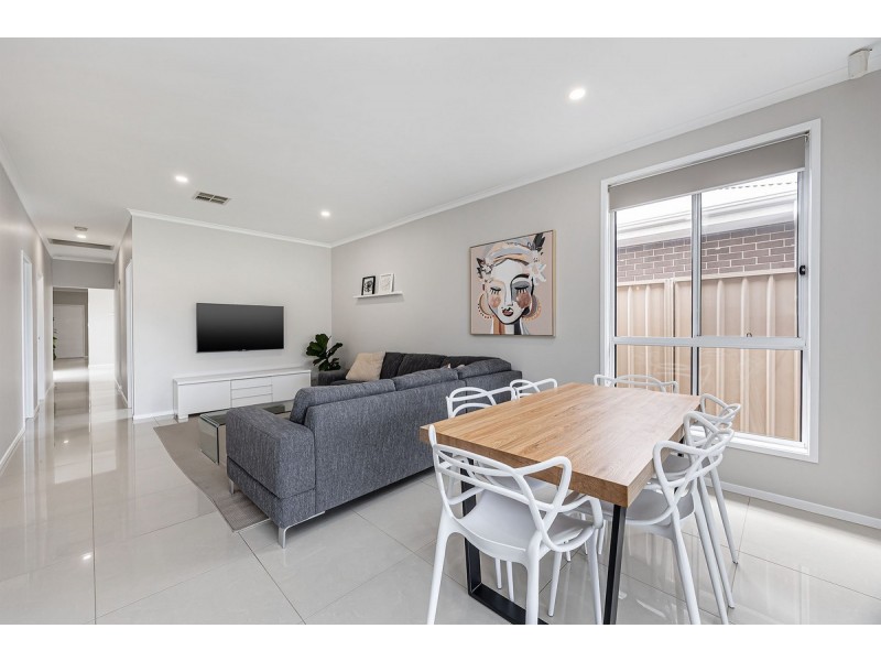 14 Levistone Street, Seaton SA 5023