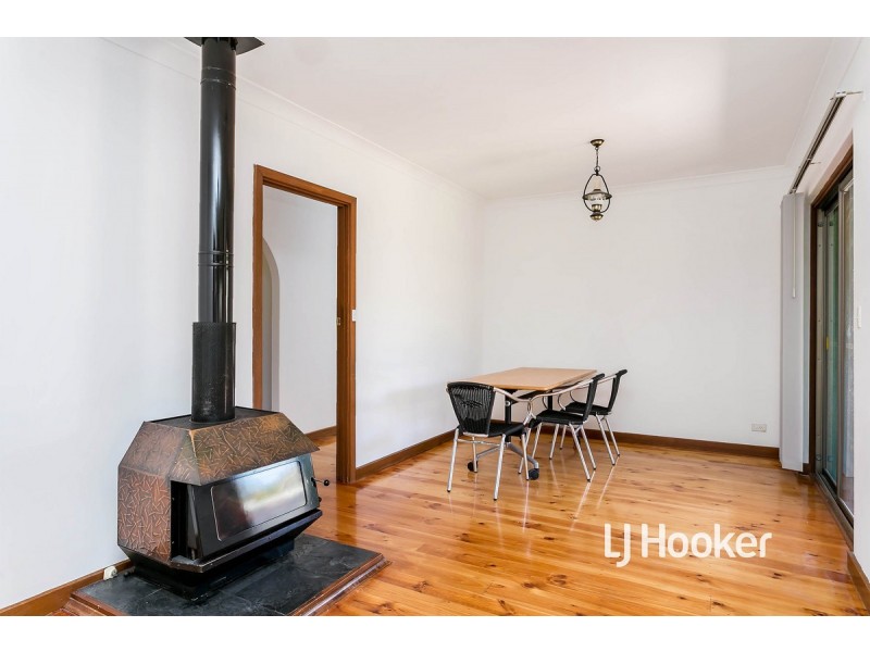 2 Laver Crescent, West Lakes Shore SA 5020