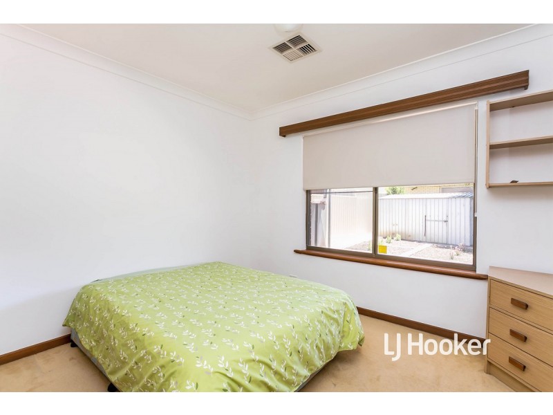 2 Laver Crescent, West Lakes Shore SA 5020