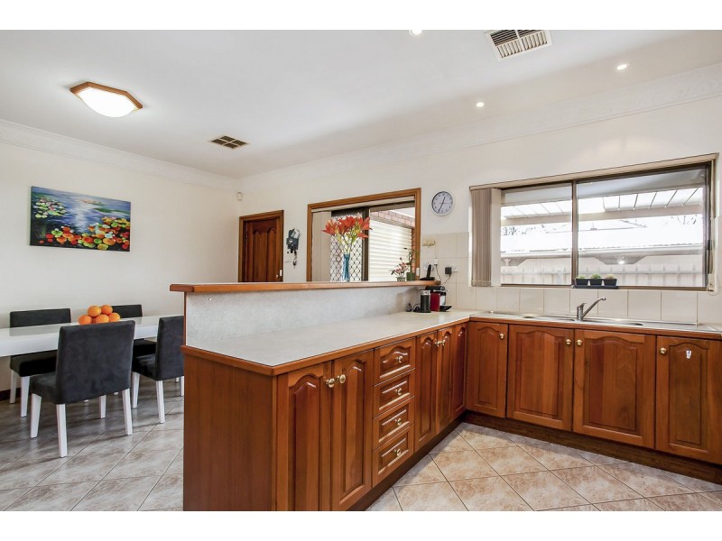 5 Dunstan Court, Pennington SA 5013