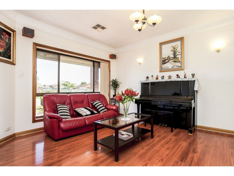 5 Dunstan Court, Pennington SA 5013