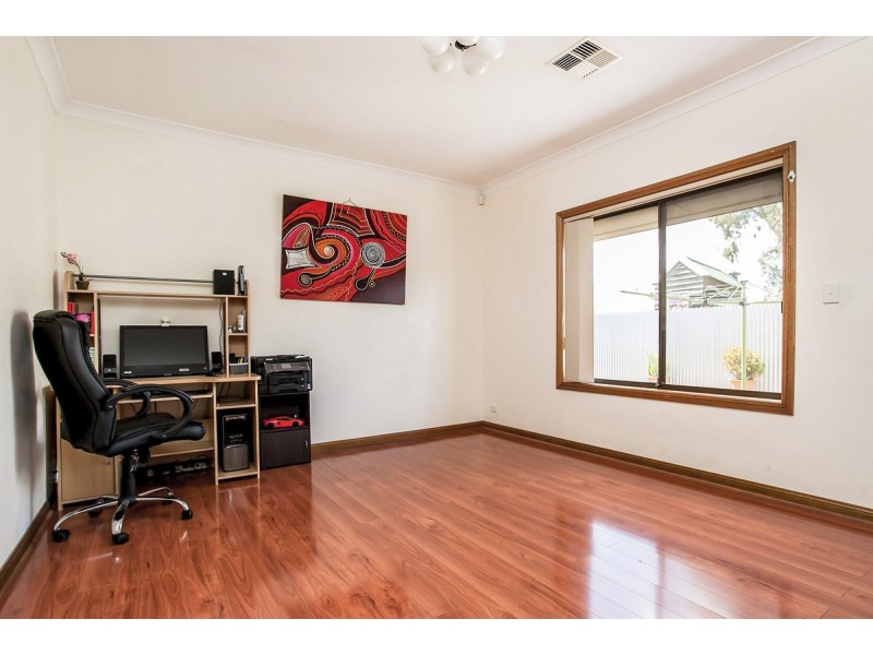 5 Dunstan Court, Pennington SA 5013
