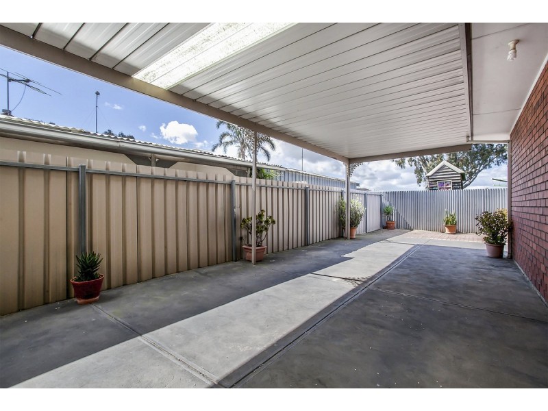 5 Dunstan Court, Pennington SA 5013
