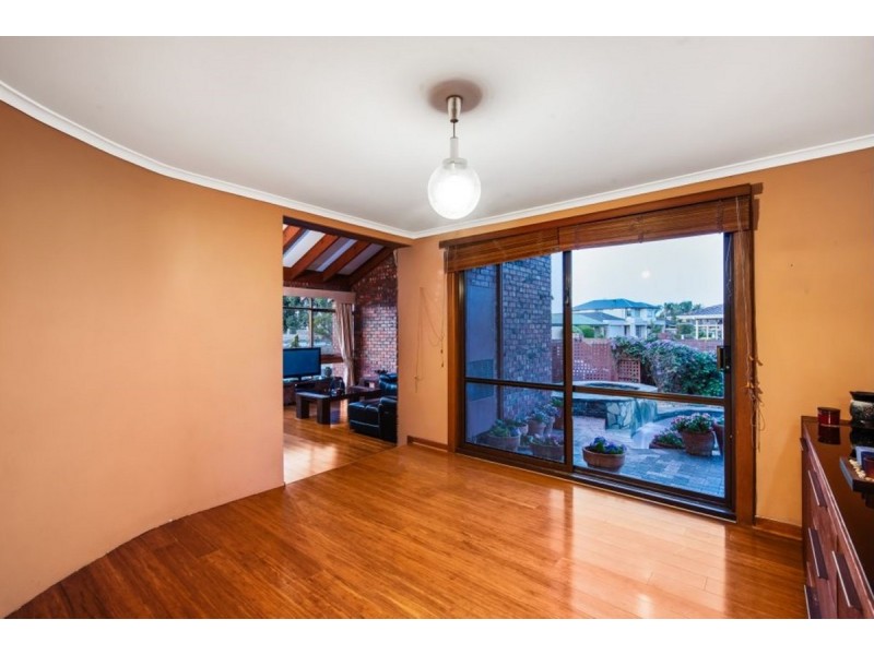 13 Antigua Grove, West Lakes SA 5021