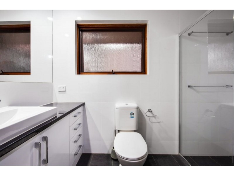 13 Antigua Grove, West Lakes SA 5021