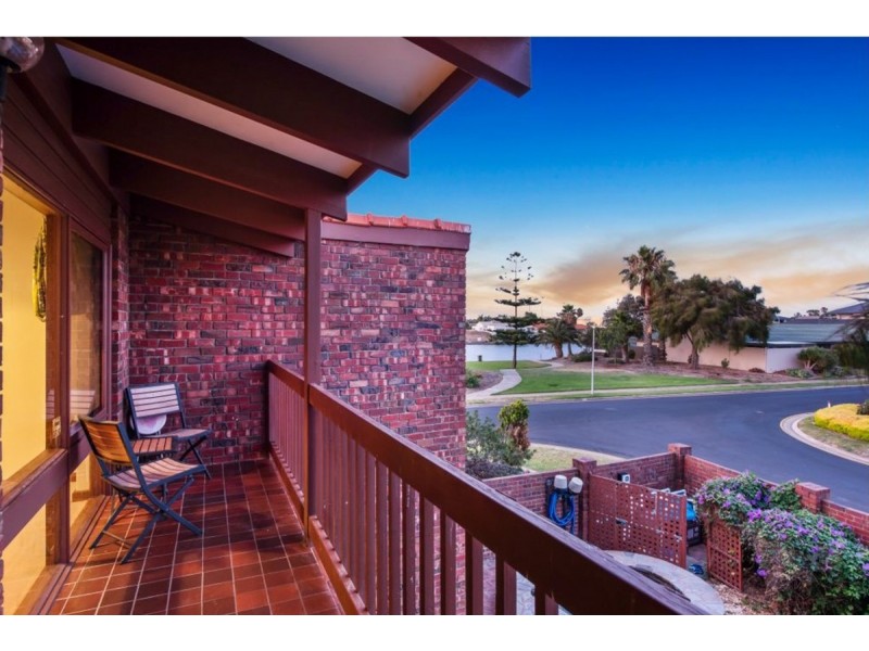 13 Antigua Grove, West Lakes SA 5021