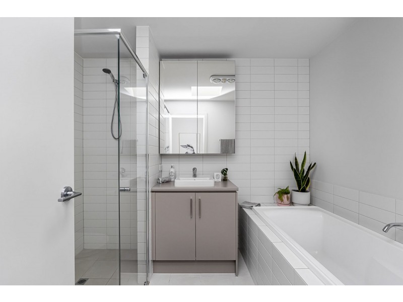 18 Symon Lane, West Lakes SA 5021